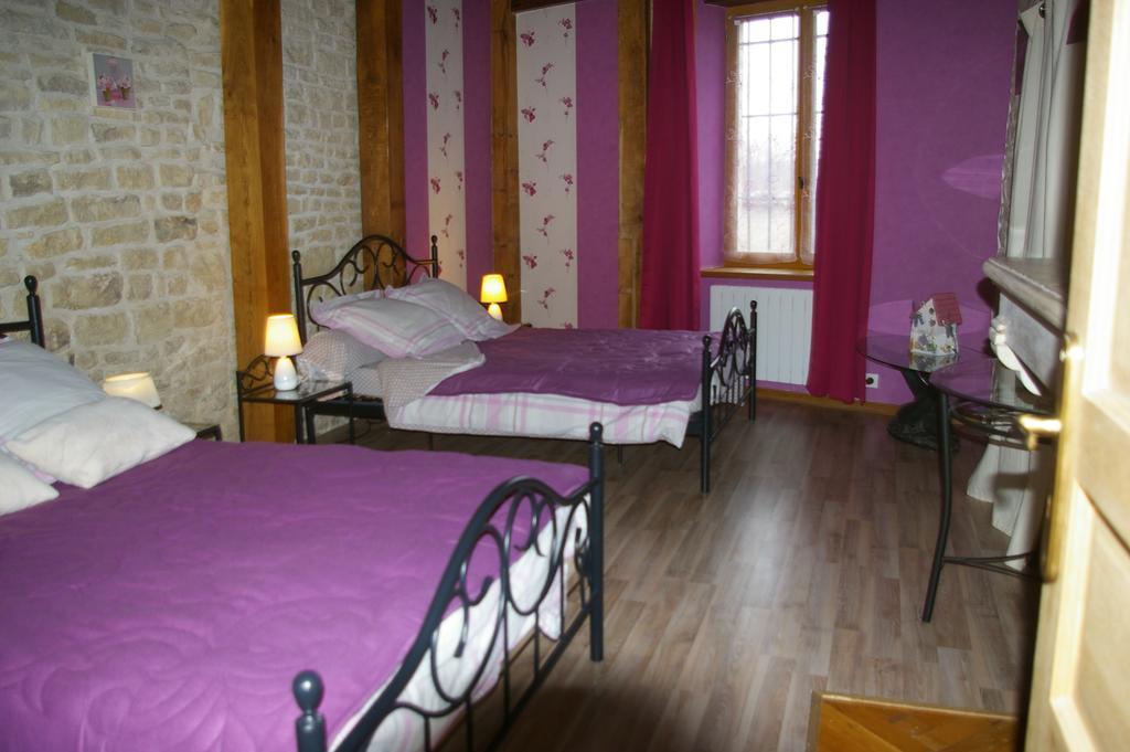 Gite Au Chalet Laferté-sur-Aube Cameră foto